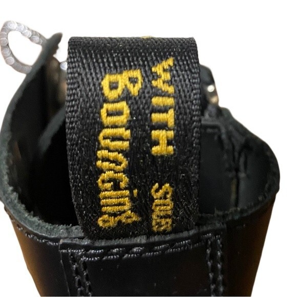 NWT Dr. Martens Jadon Hello Kitty Boots Combat Platform Y2K Size 5 - Picture 8 of 12